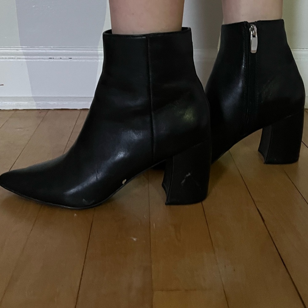 Steve Madden | Black Leather Boots/Heels